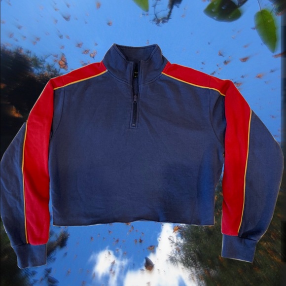 Cropped Vans Sweater‼️NO LONGER BEING MADE‼️ - Picture 1 of 1